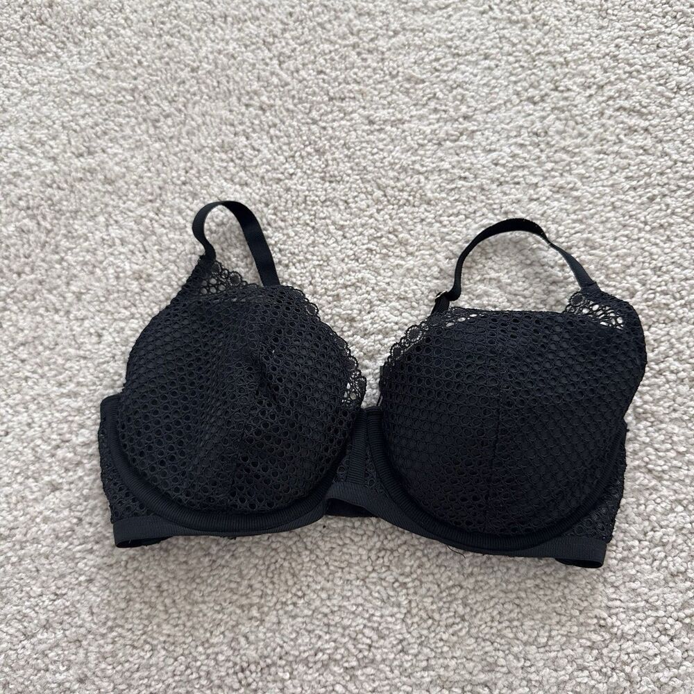 Victoria Secret Bra 32DD Black Lace Plunge Lining Underwire Goth Grunge Romantic
